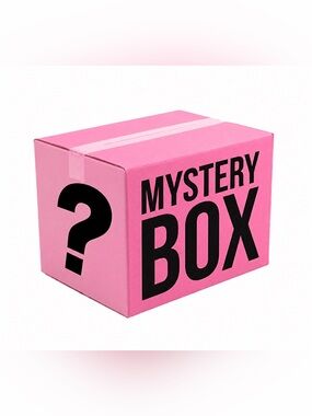 🎀 $25 Women’s Mystery Box – Full of Fun Surprises! 🎀